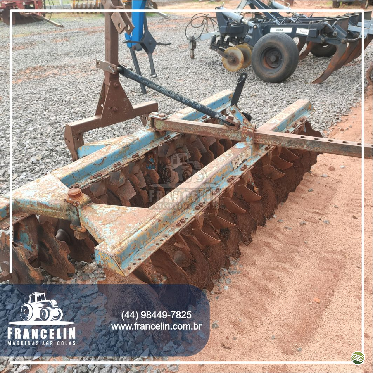 IMPLEMENTOS AGRICOLAS GRADE NIVELADORA NIVELADORA 28 DISCOS Francelin Máquinas Agrícolas UMUARAMA PARANÁ PR